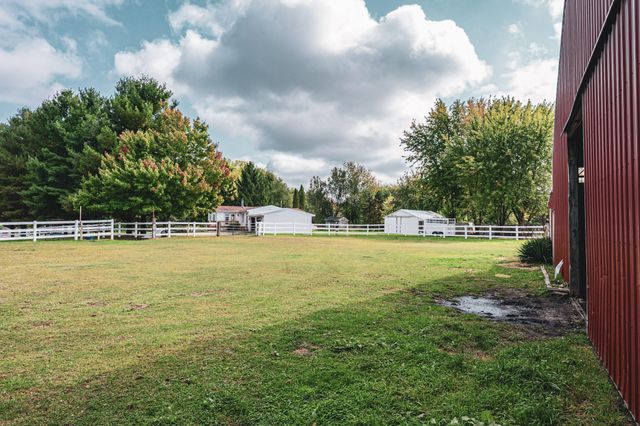 9025 Nugent Avenue NE, Rockford, MI 49341