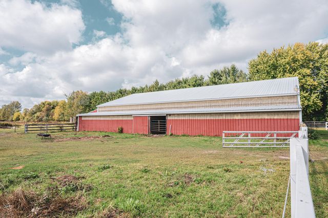 9025 Nugent Avenue NE, Rockford, MI 49341