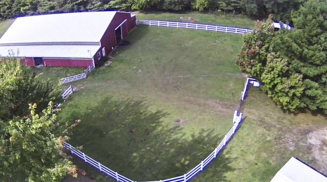 9025 Nugent Avenue NE, Rockford, MI 49341