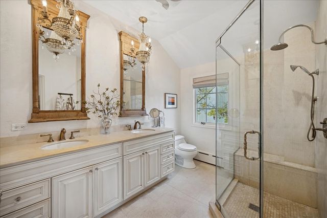 285 Vernon Avenue, Glencoe, IL 60022