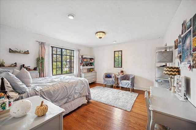 285 Vernon Avenue, Glencoe, IL 60022