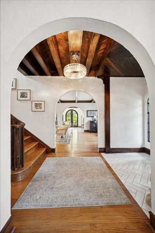 285 Vernon Avenue, Glencoe, IL 60022