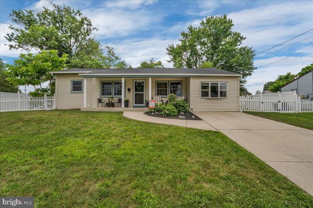601 TAIT RD, Somerdale, NJ 08083