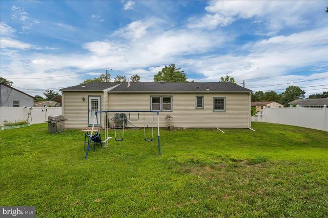 601 TAIT RD, Somerdale, NJ 08083