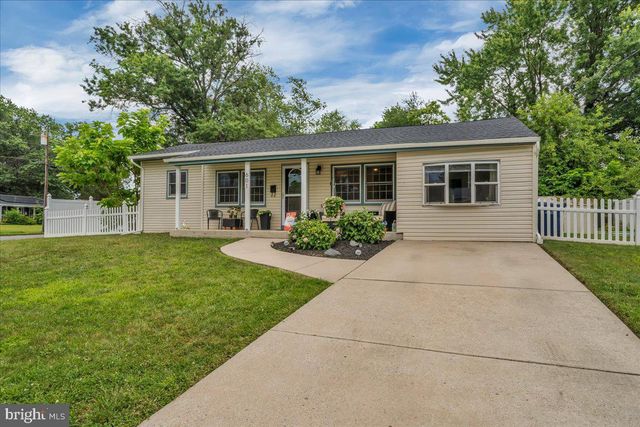 601 TAIT RD, Somerdale, NJ 08083