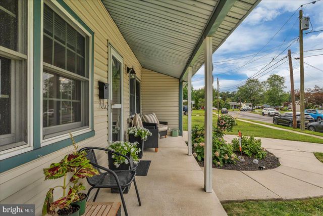 601 TAIT RD, Somerdale, NJ 08083