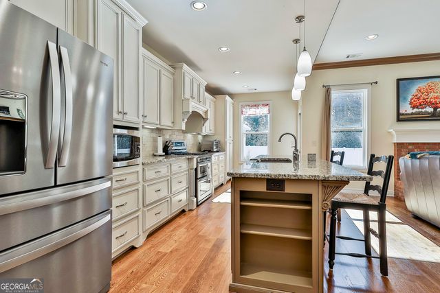 11 Hubbard Road, Newnan, GA 30263