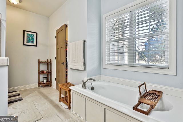 11 Hubbard Road, Newnan, GA 30263