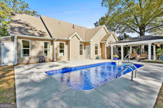 11 Hubbard Road, Newnan, GA 30263