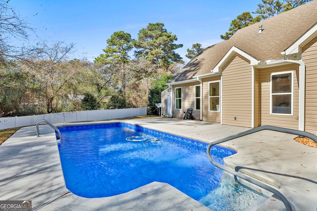 11 Hubbard Road, Newnan, GA 30263