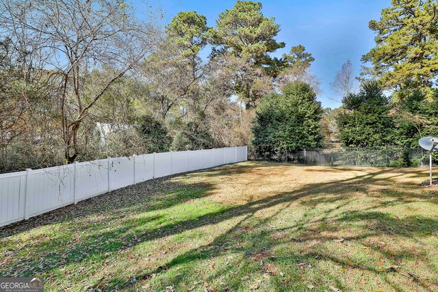 11 Hubbard Road, Newnan, GA 30263