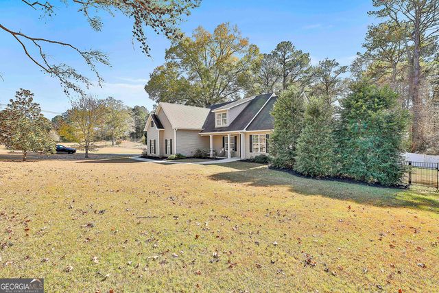 11 Hubbard Road, Newnan, GA 30263