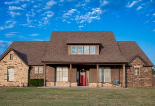 304 E Remuda East Street, Yukon, OK 73099