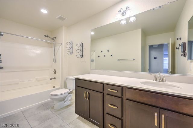 989 Soaring Moon Drive, Henderson, NV 89015