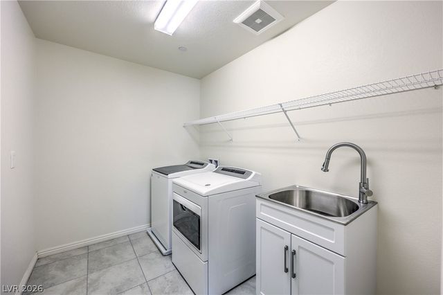 989 Soaring Moon Drive, Henderson, NV 89015