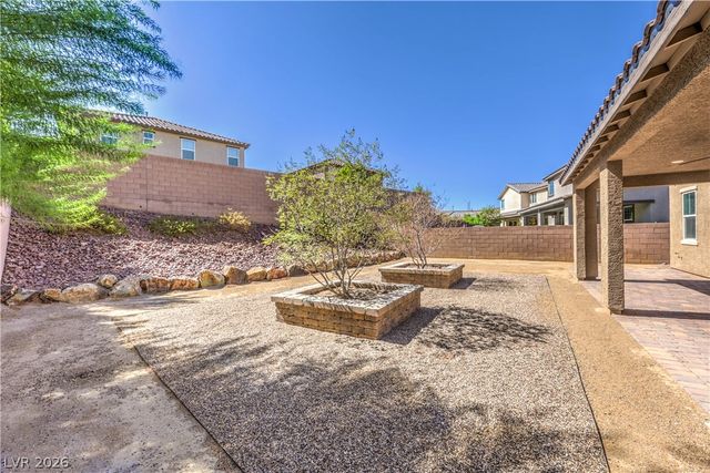 989 Soaring Moon Drive, Henderson, NV 89015