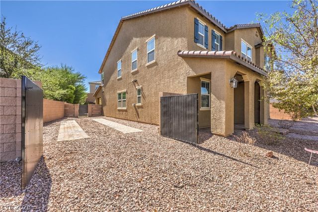 989 Soaring Moon Drive, Henderson, NV 89015