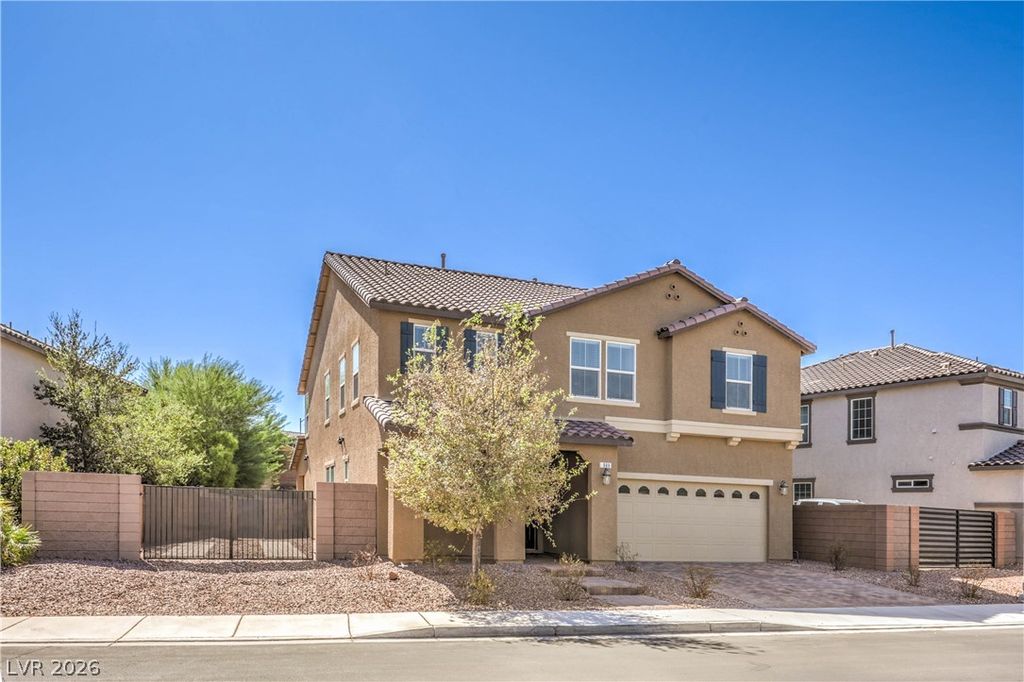 989 Soaring Moon Drive, Henderson, NV 89015