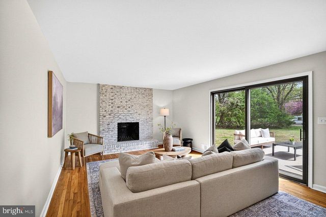 25 PARK HILL TER, Princeton Junction, NJ 08550