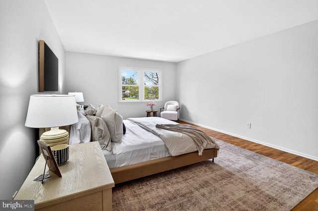 25 PARK HILL TER, Princeton Junction, NJ 08550