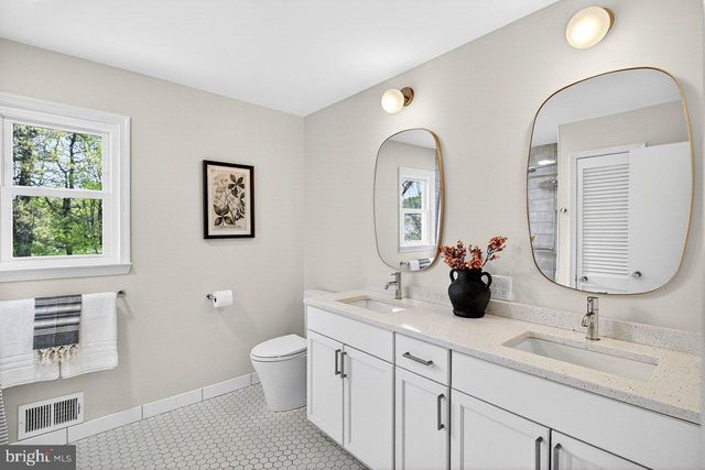 25 PARK HILL TER, Princeton Junction, NJ 08550