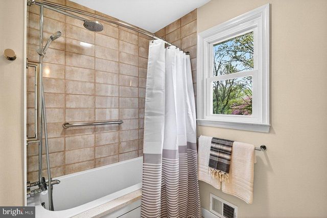 25 PARK HILL TER, Princeton Junction, NJ 08550