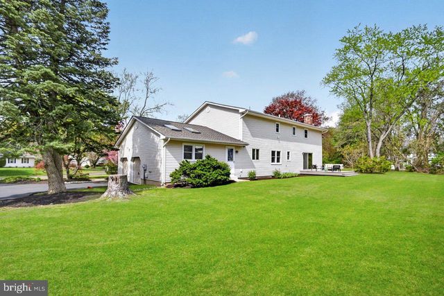 25 PARK HILL TER, Princeton Junction, NJ 08550