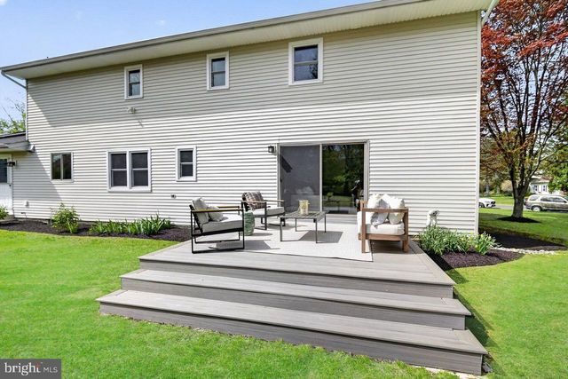 25 PARK HILL TER, Princeton Junction, NJ 08550