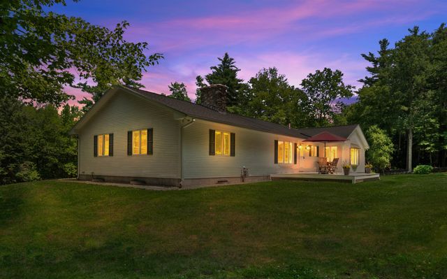 1 Old Milford Road, Amherst, NH 03031