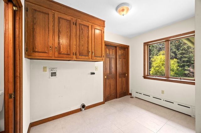 1 Old Milford Road, Amherst, NH 03031