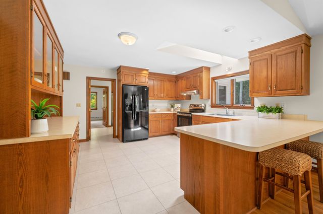 1 Old Milford Road, Amherst, NH 03031
