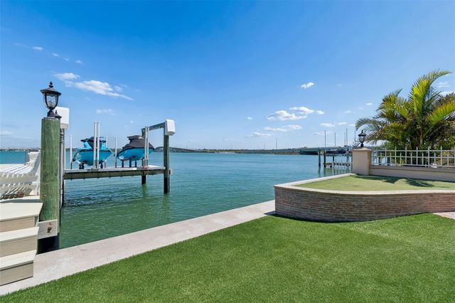 1203 BAY DRIVE, Belleair Beach, FL 33786