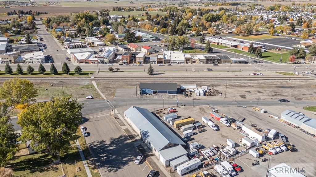 Image 10 of property listing at 170 S Spud Alley, Shelley, ID 83274