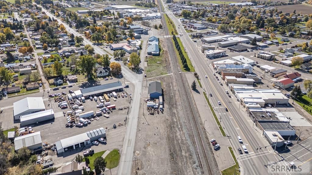 Image 14 of property listing at 170 S Spud Alley, Shelley, ID 83274