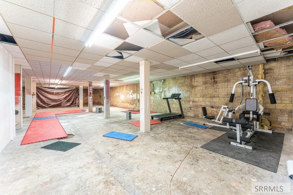 Image 25 of property listing at 170 S Spud Alley, Shelley, ID 83274