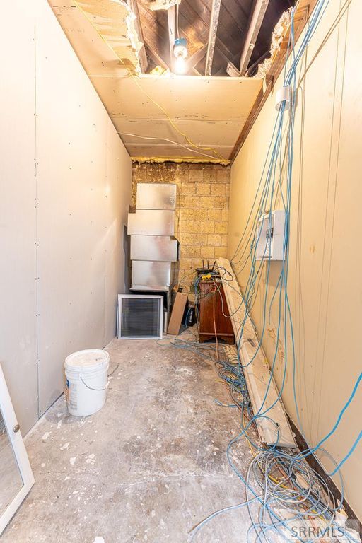 Image 38 of property listing at 170 S Spud Alley, Shelley, ID 83274