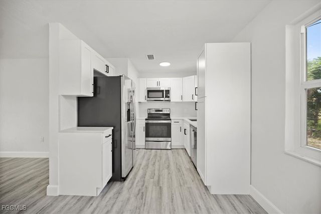 1644 Pawnee ST, Fort Myers, FL 33916