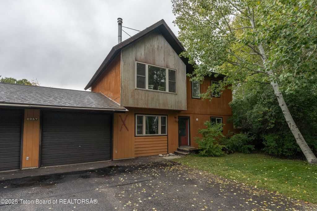 2057 CORNER CREEK Lane 2, Jackson, WY 83001 photo 10