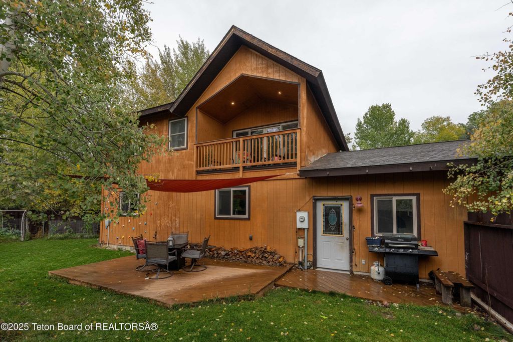 2057 CORNER CREEK Lane 2, Jackson, WY 83001 photo 9