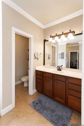 13720 Parkway Dr, Denham Springs, LA 70726