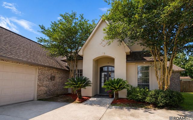 13720 Parkway Dr, Denham Springs, LA 70726
