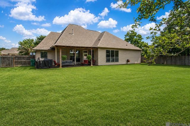 13720 Parkway Dr, Denham Springs, LA 70726