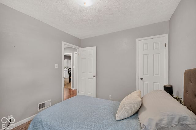 6205 W 300 S Road S, New Palestine, IN 46163
