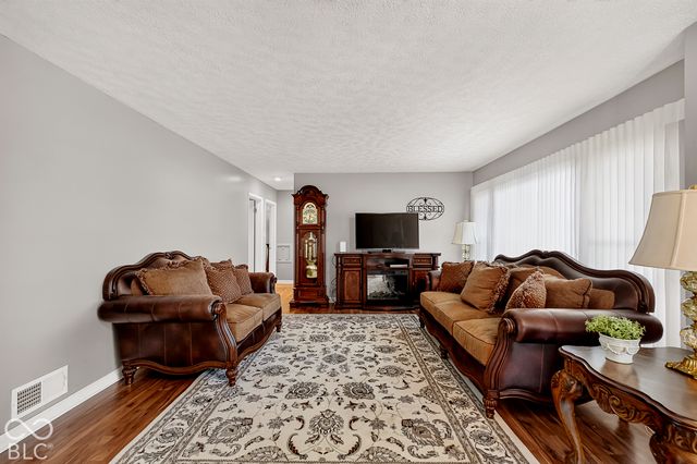 6205 W 300 S Road S, New Palestine, IN 46163