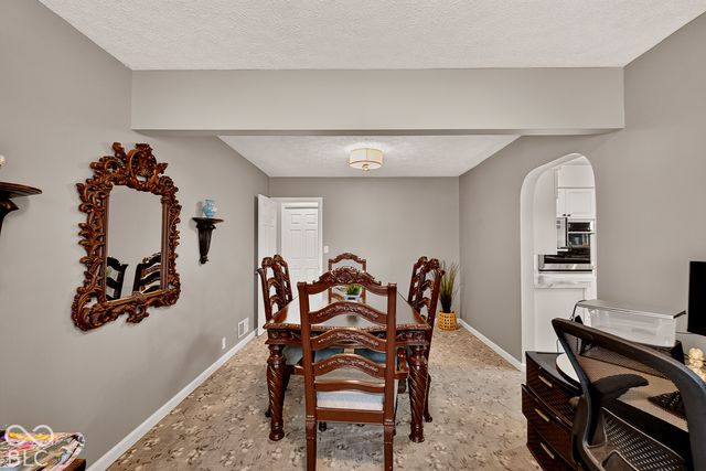 6205 W 300 S Road S, New Palestine, IN 46163