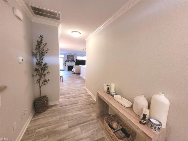 512 Fieldstone Glen WAY, Virginia Beach, VA 23454