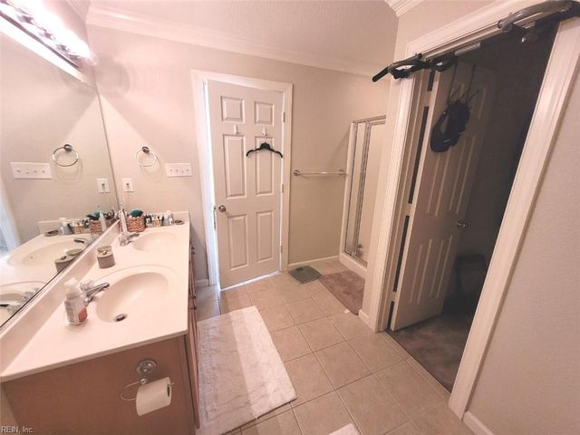 512 Fieldstone Glen WAY, Virginia Beach, VA 23454