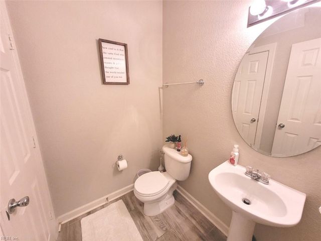 512 Fieldstone Glen WAY, Virginia Beach, VA 23454