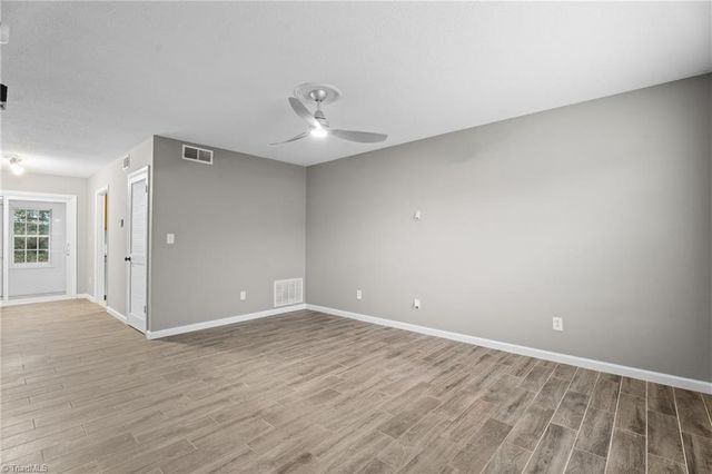 311 Salisbury Street 18, Kernersville, NC 27284