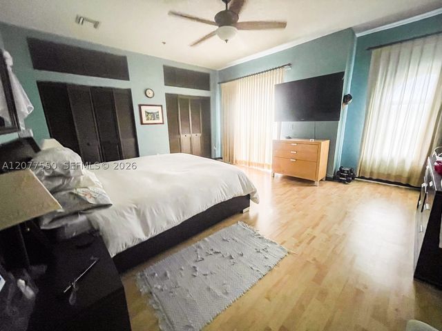 9008 Collins Ave 402, Surfside, FL 33154